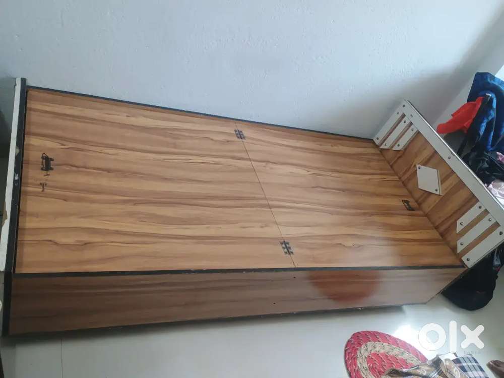 Diwan wooden bed box