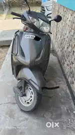 Honda activa in very good running condition new tyres and battery.