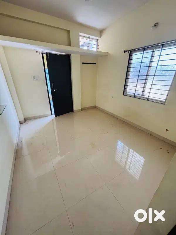 1 Room and Kitchen for Rent