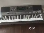 YAMAHA PSR-I500 PORTABLE KEYBOARD WITH ADAPTOR available for sale