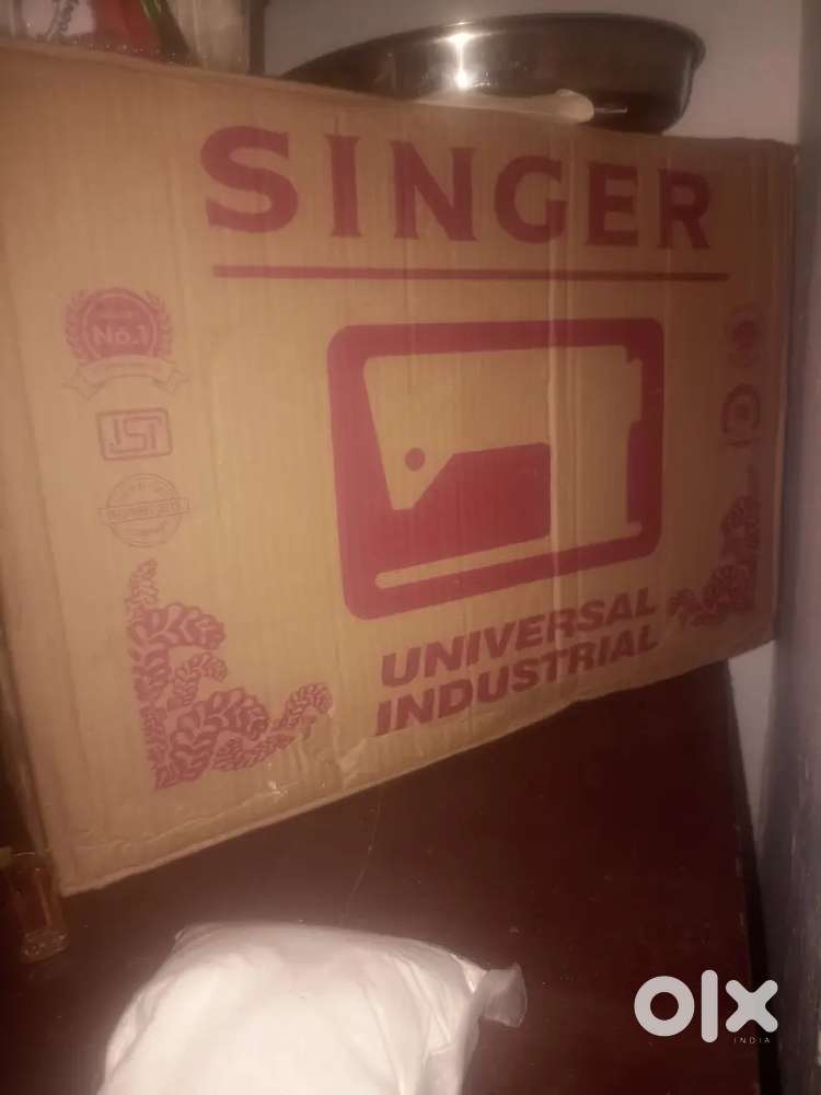 Singer universal company sali machine brand new