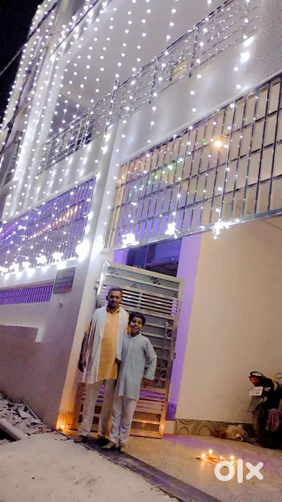 1 bhk , 2bhk & single room Saste Rate par Room Available hai