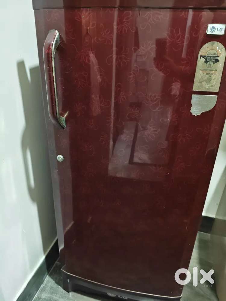 LG FRIDGE IN BEST CONDITION