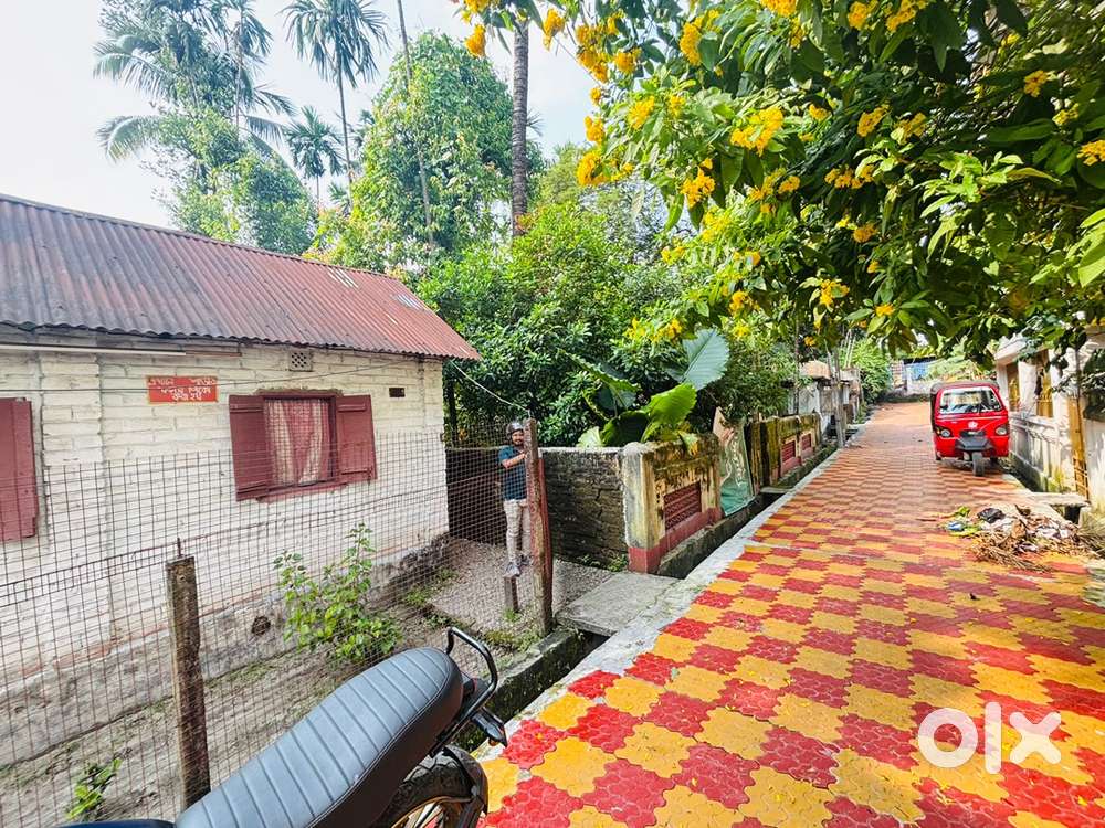 Land for sale deshbandhu para, 3.25 katha total