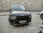 Kia Carens 2022 Petrol 35000 Km Driven
