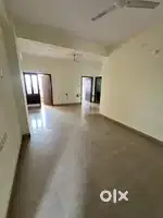Peaceful society and unused flat. Ready to move in