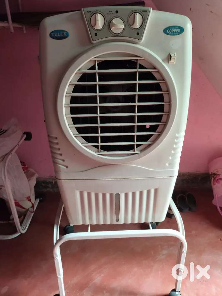 Cooler ( Telex Company) with stand
