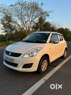 Sevenseater ac powerstrreeng power windows abs insurance curent