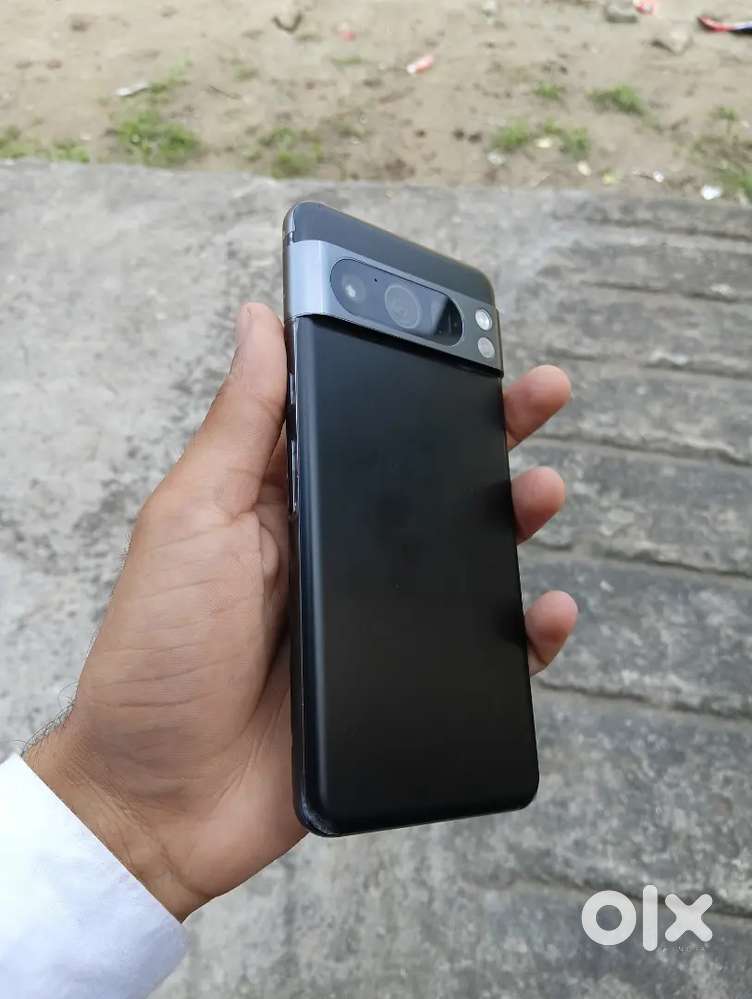 Google pixel 8 pro