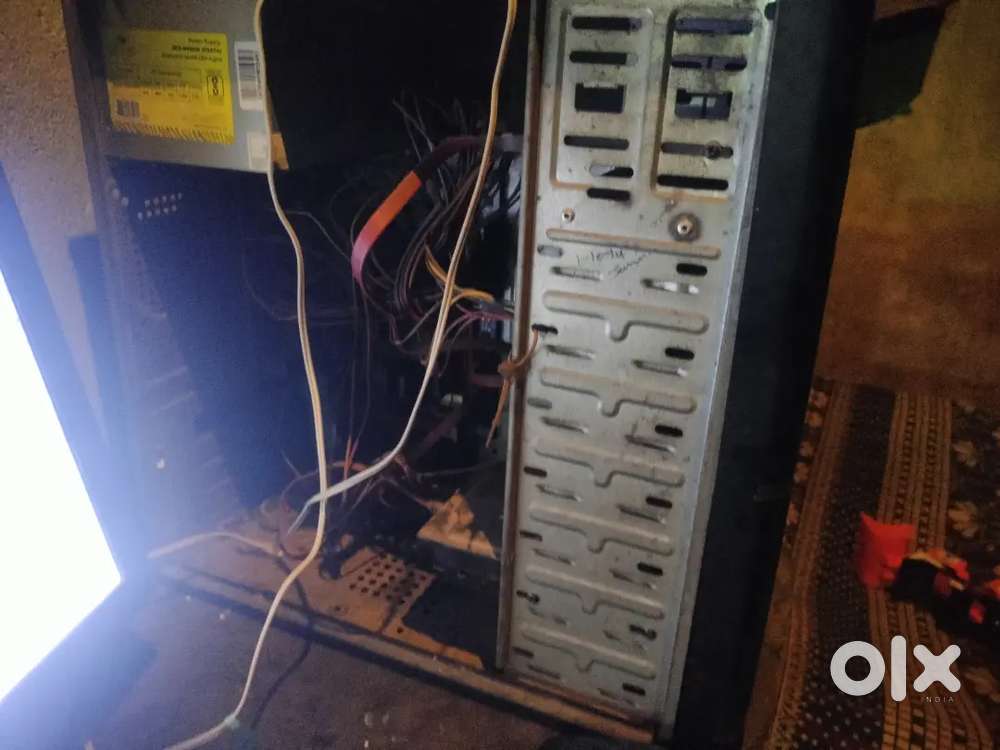 I3 DESKTOP 2TH GENERATE 4gb ram 256gb SSD