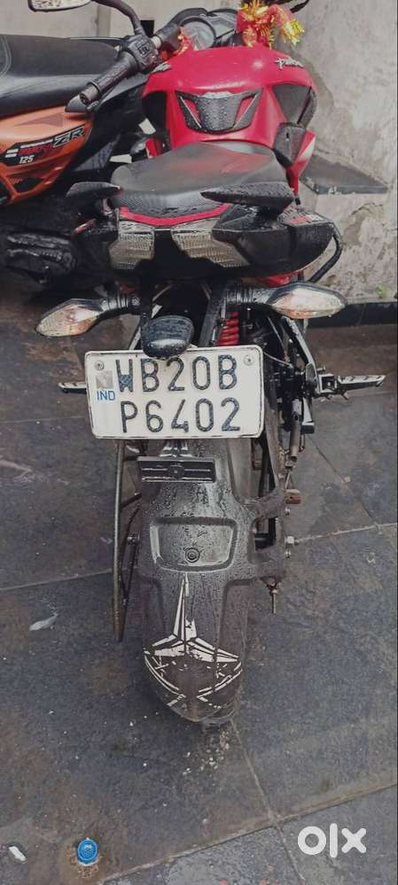 VERY GOOD CONDITION LIKE NEW, AND RUN LESS KM