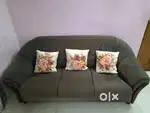 Damro sofa, 3+1+1 seater