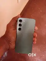 Samsung S23 for urgent sale