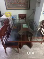 Dining Table & Chairs