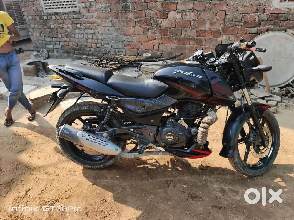 Bajaj Pulsar twin disc aage piche disc break 60000 km chal chuki hai
