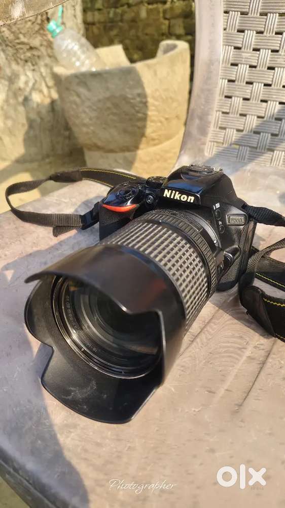 Nikon 5600 D