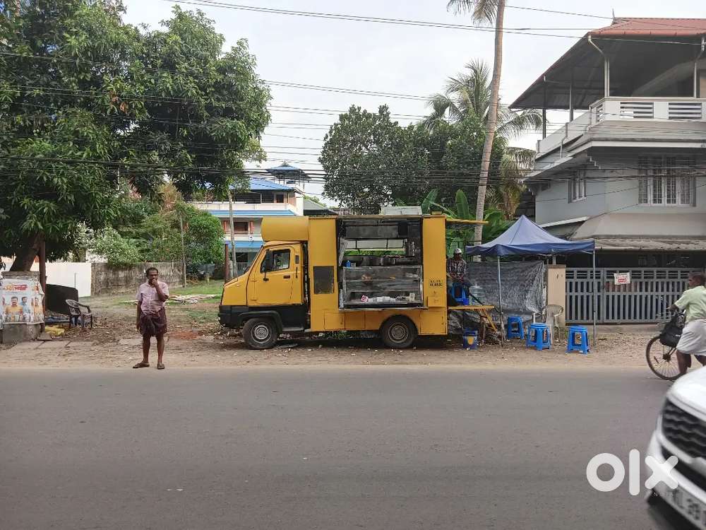 ഫുഡ്‌ ട്രക്ക് ചെറു കാടികൾ ഉണ്ടാക്കാൻ ആളെ ആവശ്യമുണ്ട്