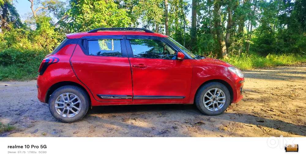 Swift zxi showroom condition