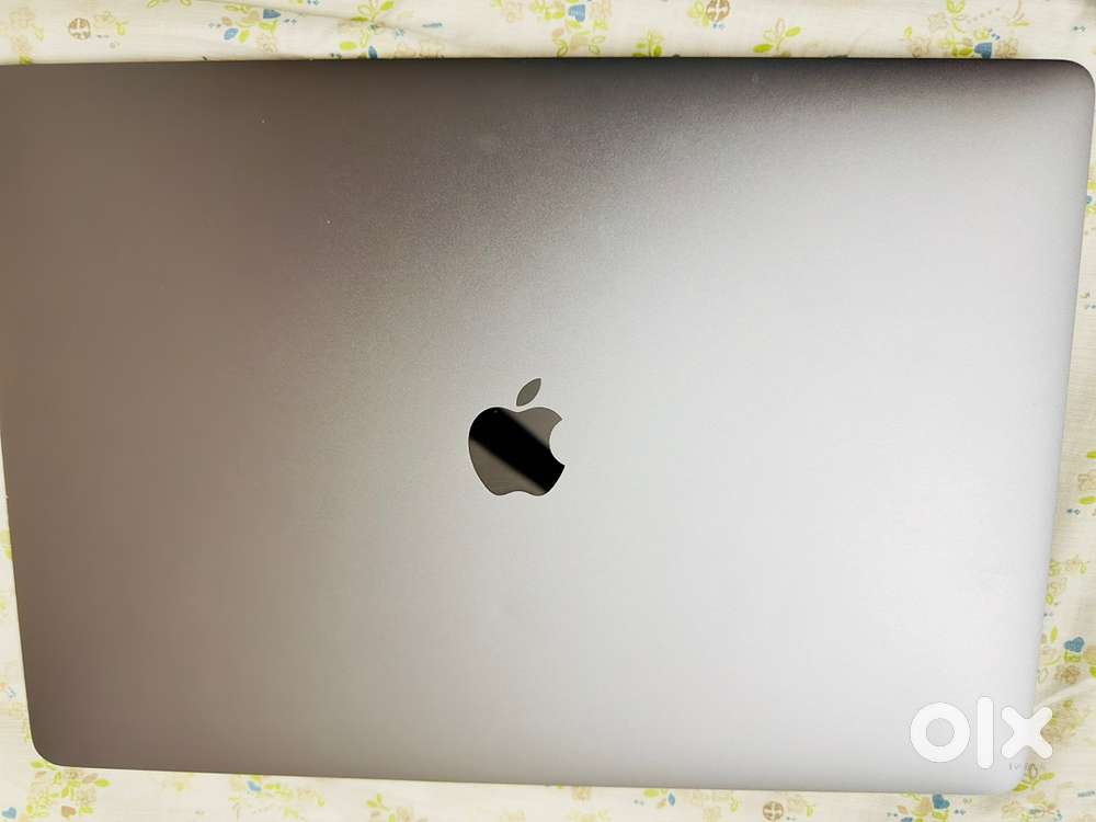 MacBook Pro (15-inch, 2017) -Touch Bar