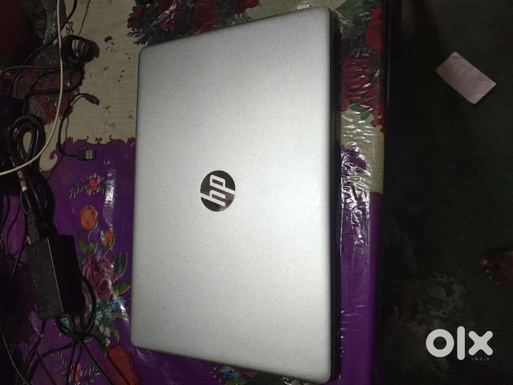 HP 15S 512GM STORAGE 8GB RAM Silver Colour
