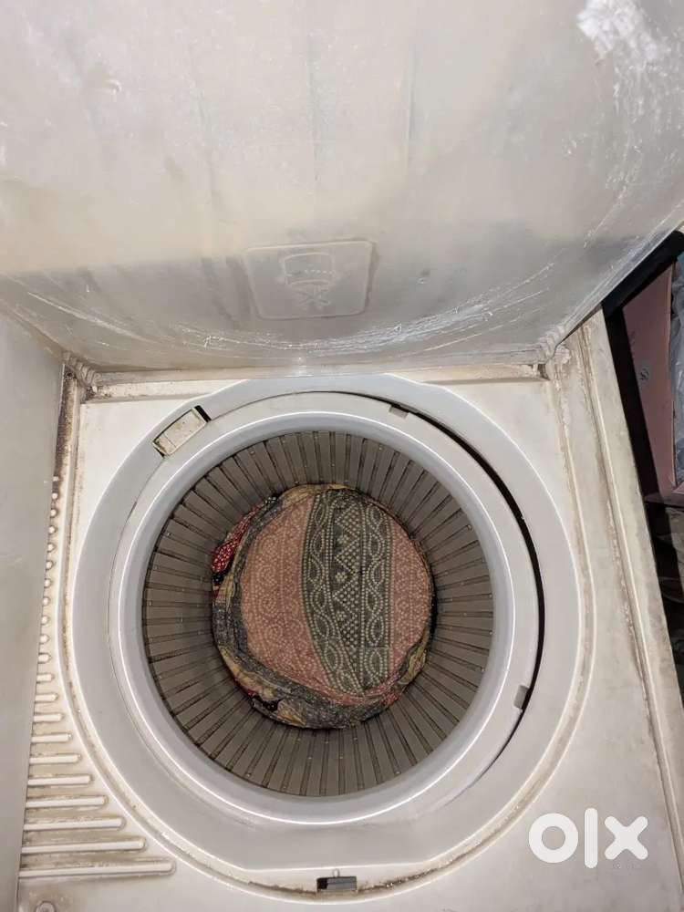 LG Semi automatic 6.5 kg Washing machine