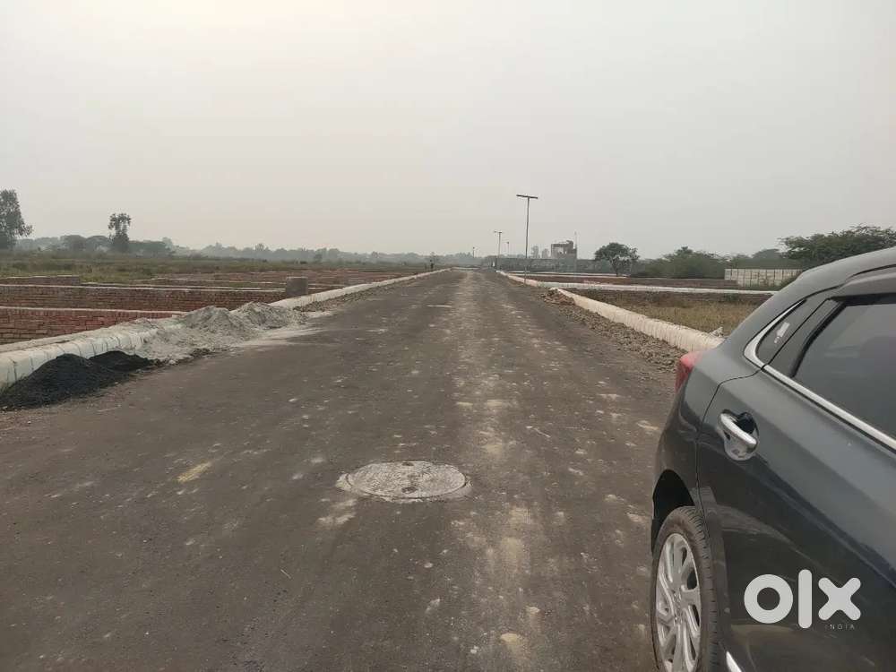 गोसाईगंज सामुदायिक स्वास्थ्य केंद्र के बैक साइड में अप्रूव्ड प्लाट