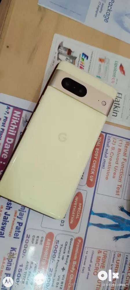 Google pixel 7 5G  8/128gb only 4 months used