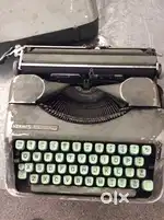 ️ Vintage Hermes Baby Typewriter – Rare Collectible