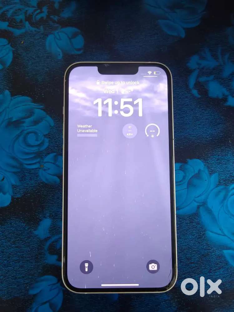 iPhone 14 (battery health 85 storage 128)