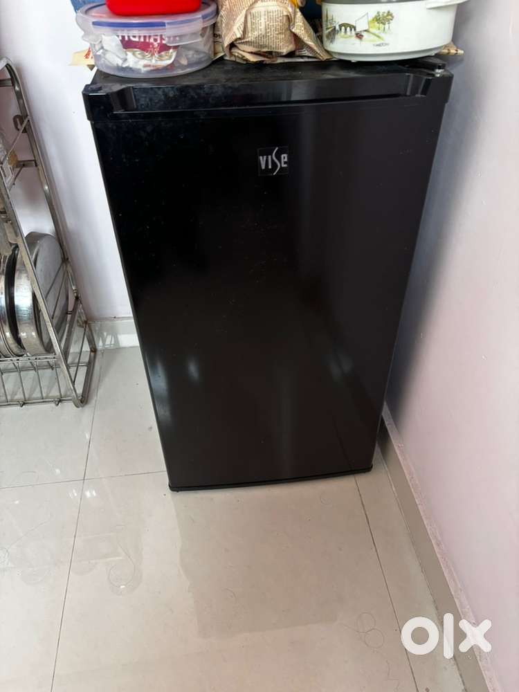 Vijay Sales 90l fridge