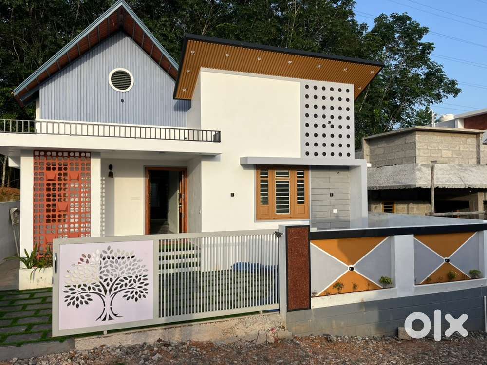 NEW ATRACTIVE 3 BHK HOUSE FOR SALE @ ANTHIYOORKONAM