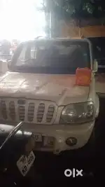 Mahindra Scorpio 2004