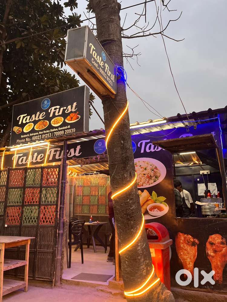 I  urgently need a cook for fast food