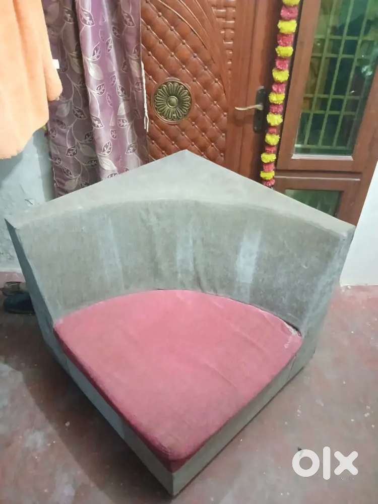 Single cushion sofa.