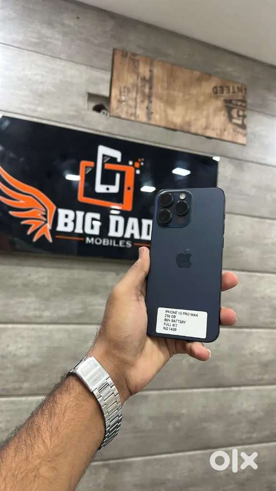Iphone 15 pro max 256 gb full kit indian