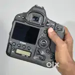 Canon 1dx mark 2 DSLR camera
