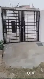 100 Guj ka plot ek room  bna hua for sale in shyam kunj Maruti kunj