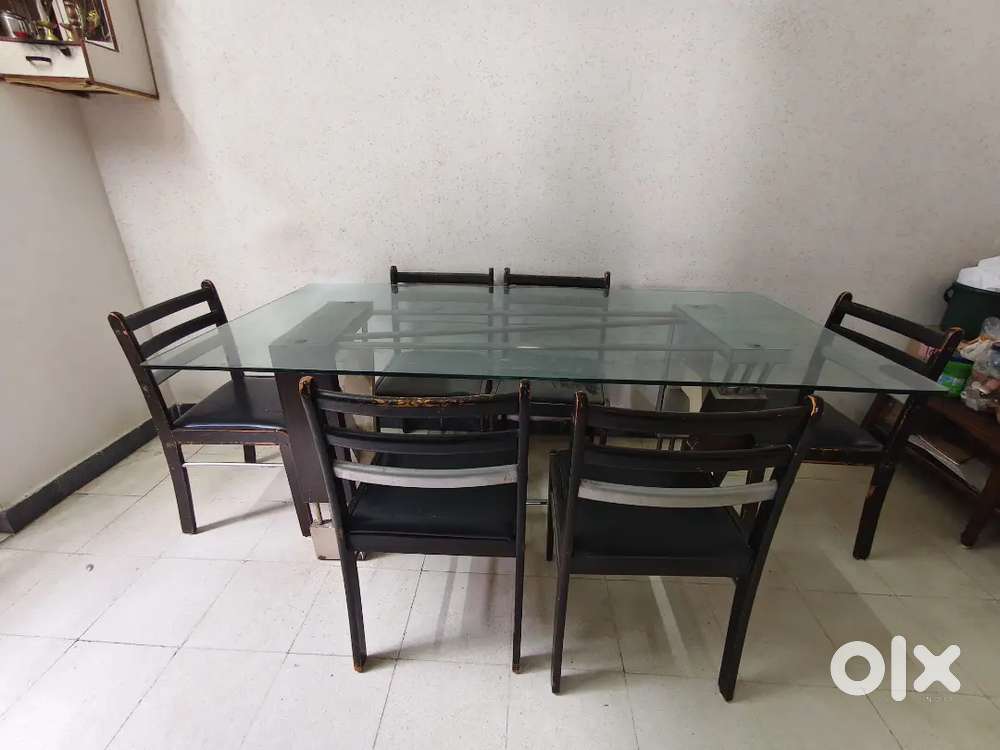 Dining Table with 6 Chair