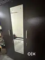 3 door wardrobe