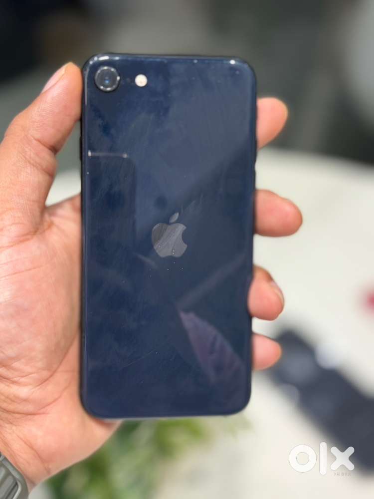 Iphone se3 5g64gb black