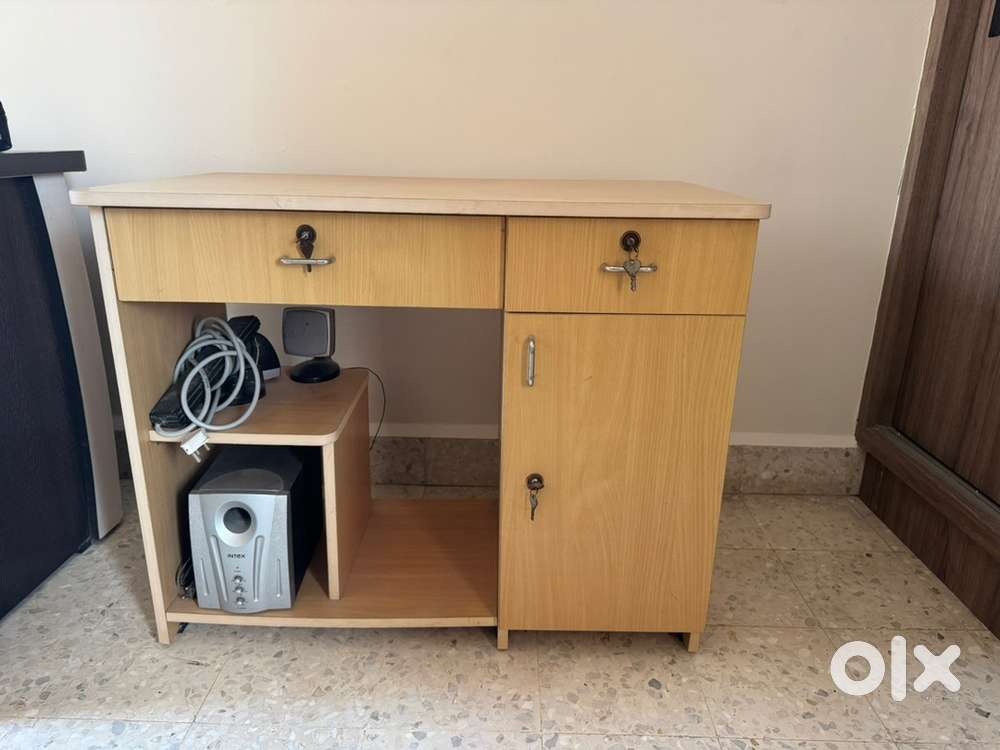 Computer Table in Brand New Condition