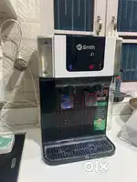 AO Smith Z1 UV + UF Hot Water Purifier – Excellent Condition