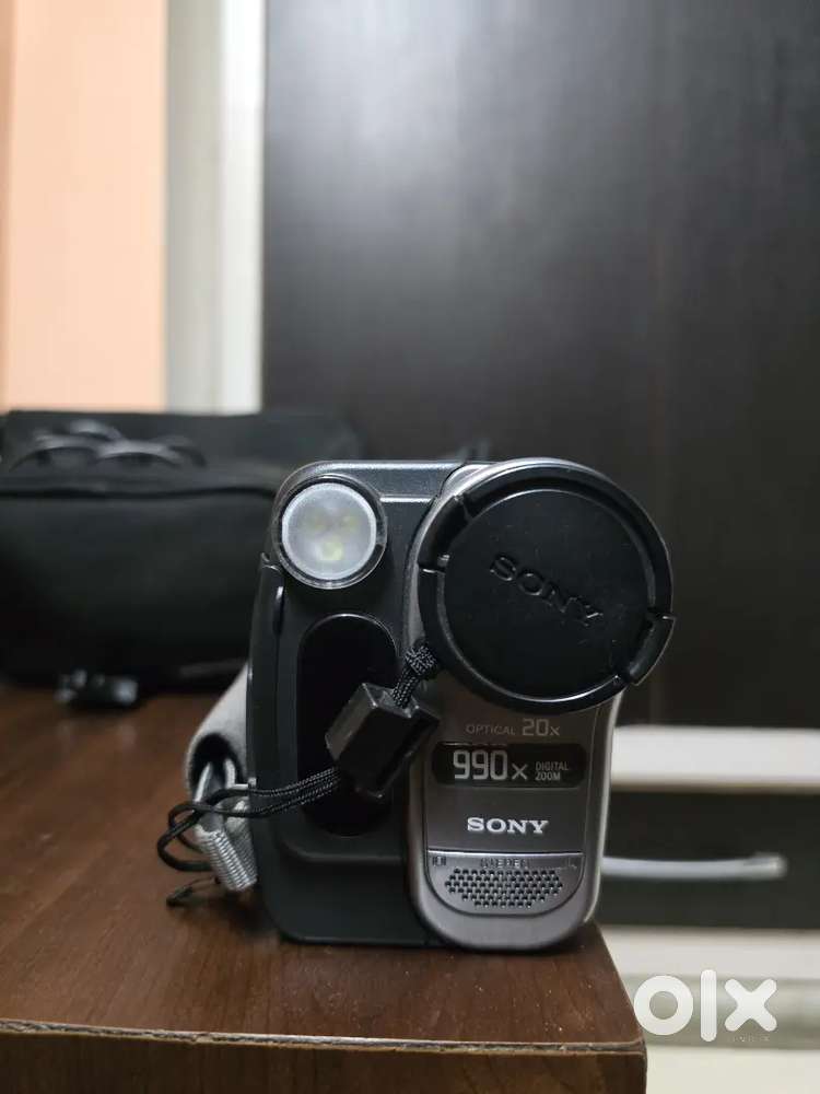 Sony handycam digital video recorder 99x zoom - Perfect condition