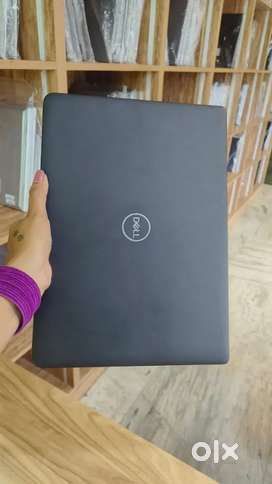 OFFER DELL TOUCH i7 8th gen/8gb ddr4/256gb Ssd