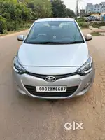 Hyundai i20 1.2 Sportz (O), 2013