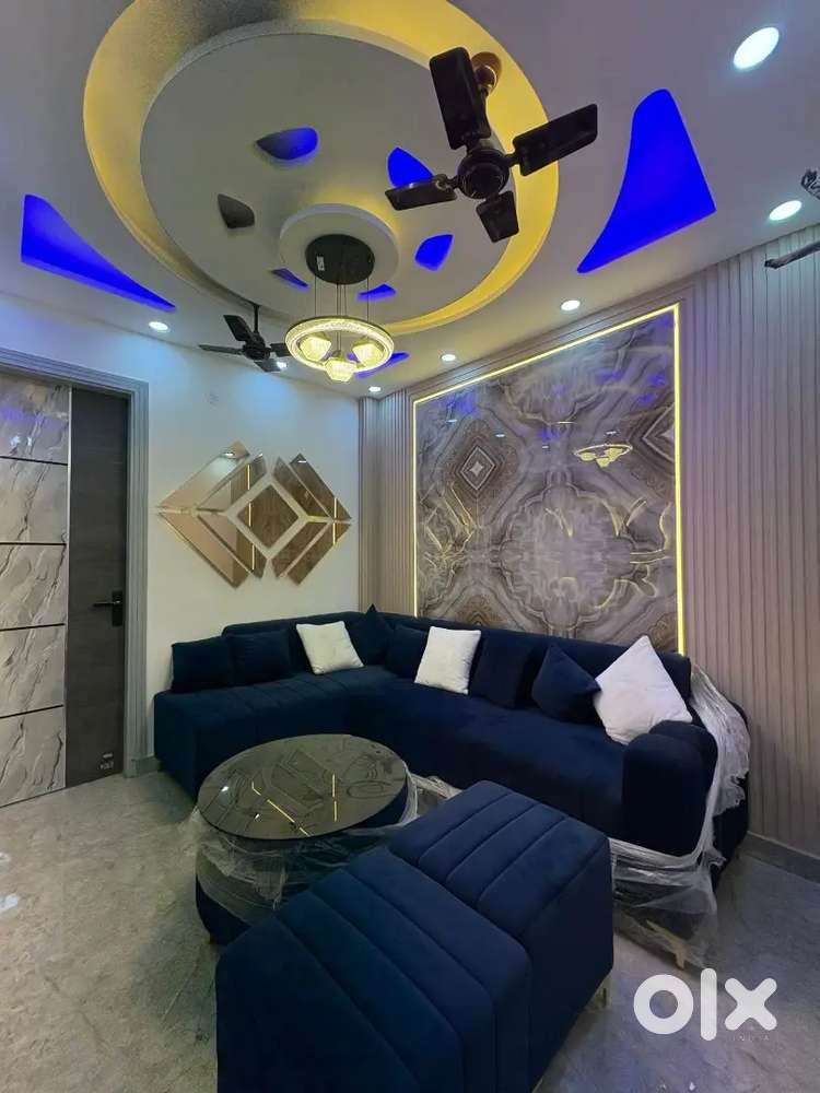 Superb 3bhk semi furnished flat rent in uttam nagar
