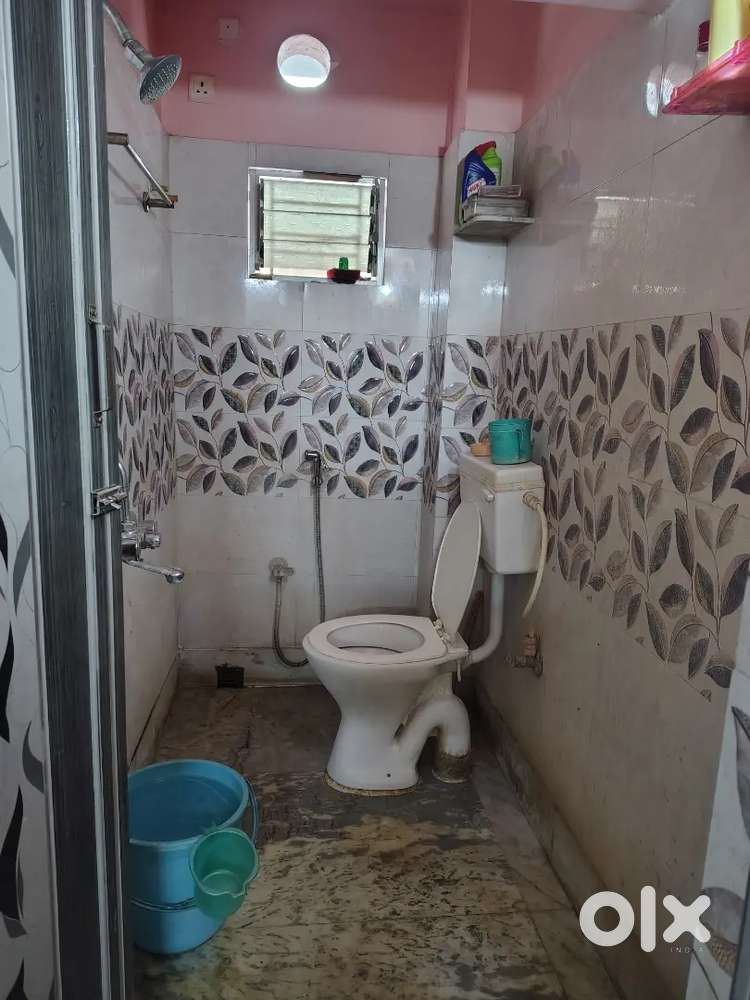 2bhk flat ready to move