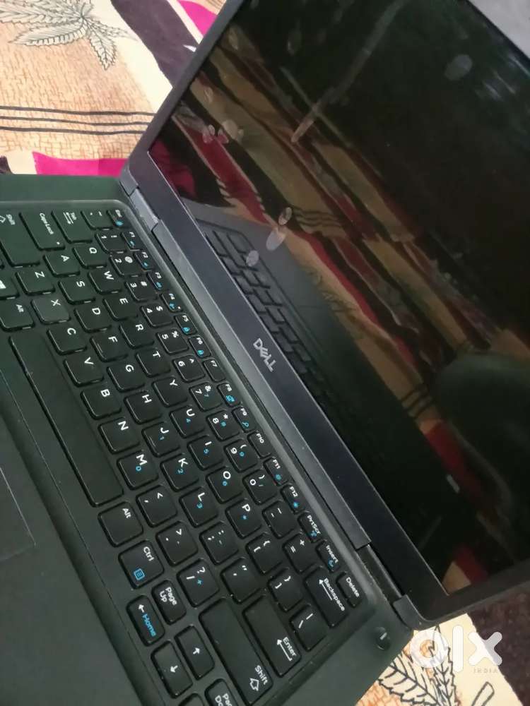 Laptop selling