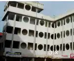 3 floors for rent.one floor area is 4000 sqff