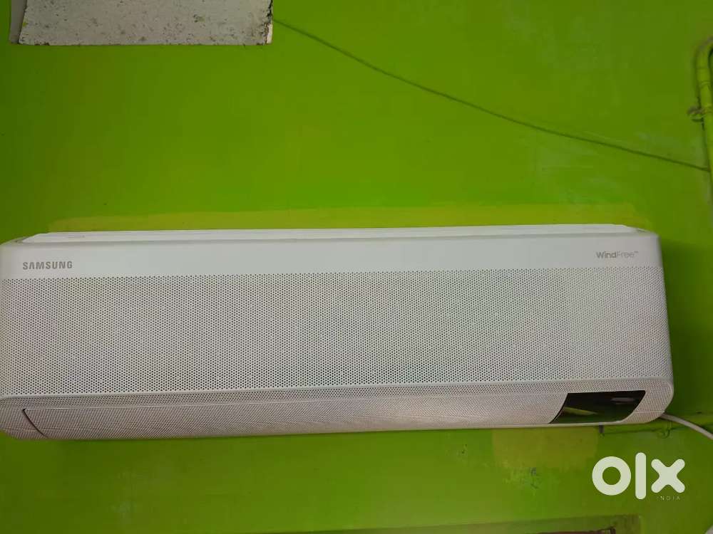 Selling of Samsung Split AC Wind-Free model